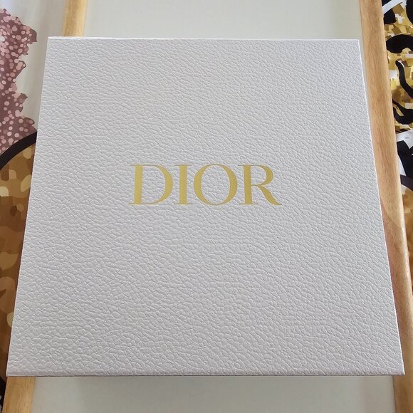 Authentic Dior Box - Picture 1 of 4